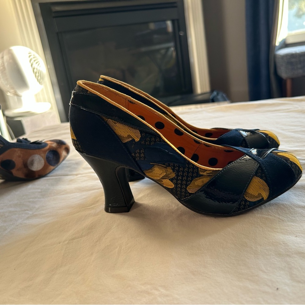 Ruby Shoo Women's Navy and Yellow heal - Picture 4 of 5